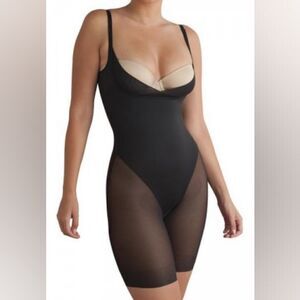 TC Fine Intimates Sheer Shaping & Comfort Thigh Slimming Singlette